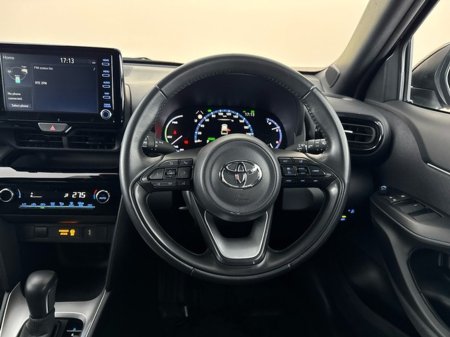 2023 Toyota Yaris Cross  €28,450 thumbnail