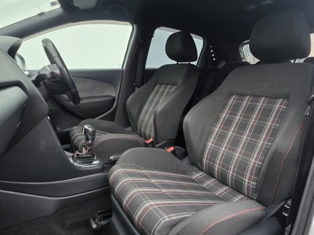 2012 Volkswagen Polo - thumbnail 5