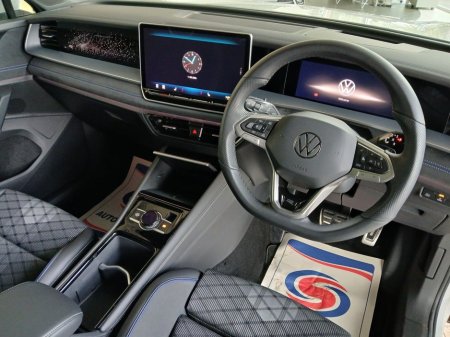 2025 Volkswagen Tayron R-LINE 2.0 TDI 150HP DSG, WHITE, 2KM. €67,750 thumbnail