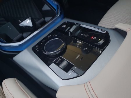 2026 BMW X3 X3 30e xDrive M Sport thumbnail