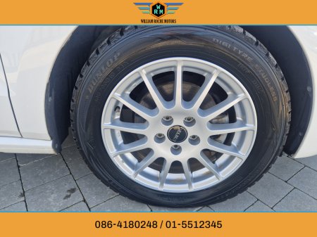 2012 Volkswagen Polo - thumbnail 8