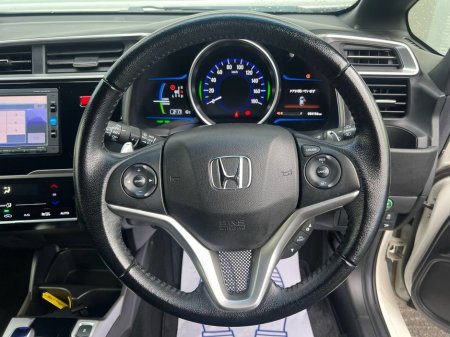 2016 Honda Fit S-PACKAGE 1.5 HYBRID AUTO // FULL SERVICE HISTORY // 16