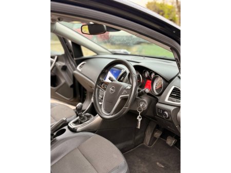 2014 Opel Astra Opel Astra 2014 1.3 Diesel Manual NCT&TaX €3,950 thumbnail