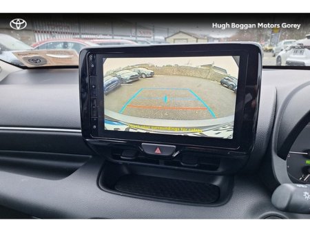 2024 Toyota Yaris HYBRID 115 LUNA €26,950 thumbnail