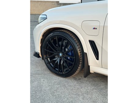 2020 BMW X5 - thumbnail 4