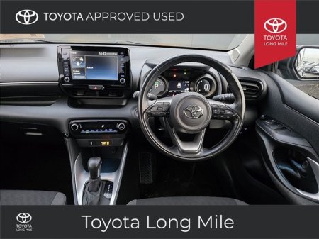 2022 Toyota Yaris - thumbnail 9