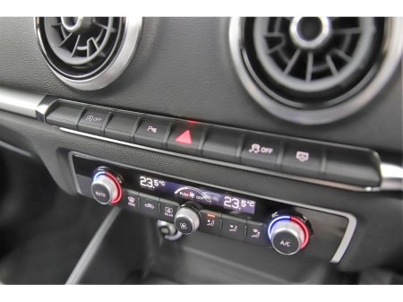 2018 Audi A3 - thumbnail 18