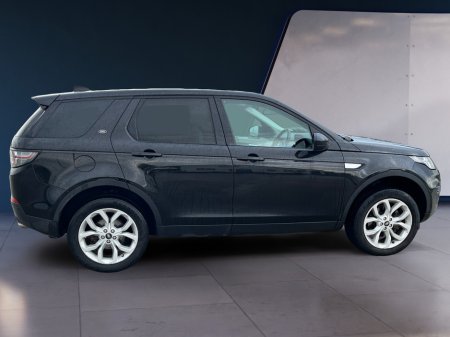 2017 Land Rover Discovery Sport 2.0 TD4 HSE 18 180 5DR A 180PS 7SEATS AUTO €19,900 thumbnail