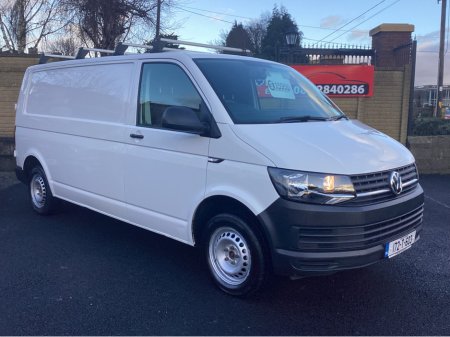 2017 Volkswagen Transporter ** ONLY 137KMS * CAMERA €15,950 thumbnail