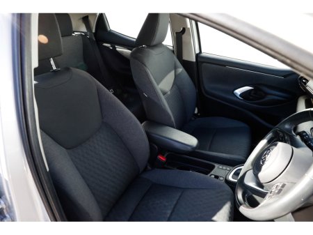 2021 Toyota Yaris - thumbnail 9