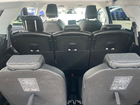 2019 Peugeot 5008 - thumbnail 17