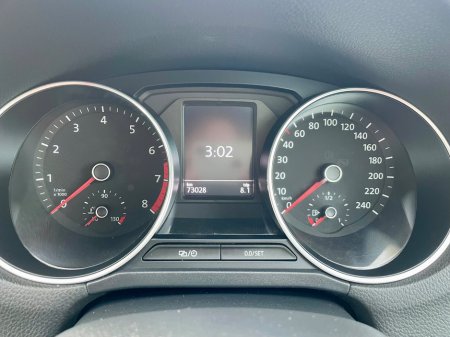 2015 Volkswagen Polo - thumbnail 29