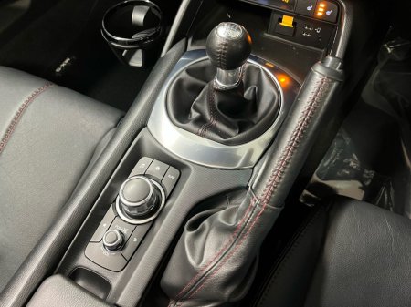 2018 Mazda MX-5 - thumbnail 4