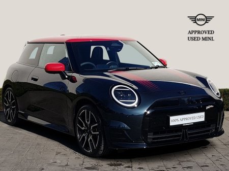 2025 MINI Hatch E Sport Level 2 €31,995