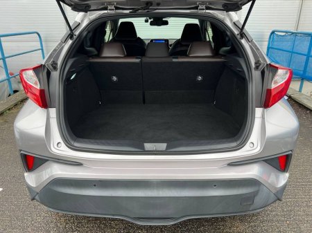 2017 Toyota C-HR - thumbnail 13