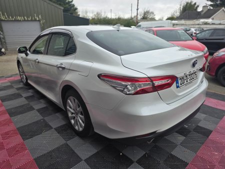 2020 Toyota Camry - thumbnail 4