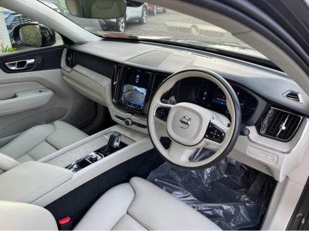 2023 Volvo XC60 - thumbnail 16