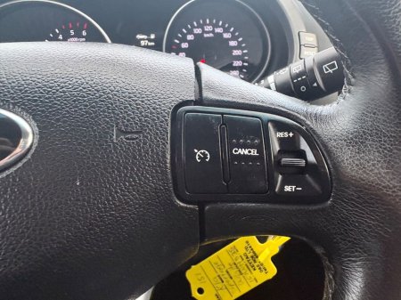 2015 Kia Sportage 1.7 EXL 4DR, Rear Parking Sensors, Reversing Camera, Multi-Function Steering Wheel, Air Conditioning, Alloy Wheels, €12,900 thumbnail