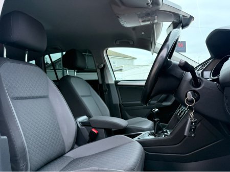 2017 Volkswagen Tiguan 2.0 TDI SE BLUEMOTION 150PS 5DR , FULLY SERVICED , TIMING BELT REPLACED , NCT , WARRANTY , TRADE INS ACCEPTED €16,950 thumbnail