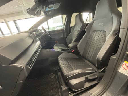 2021 Volkswagen Golf - thumbnail 9