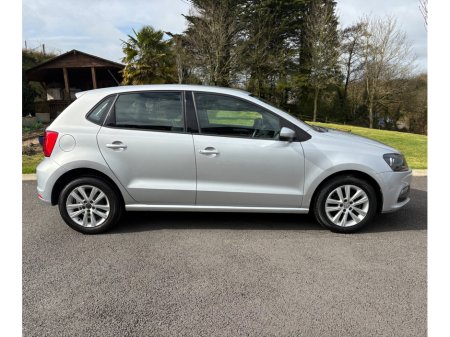 2015 Volkswagen Polo - thumbnail 3