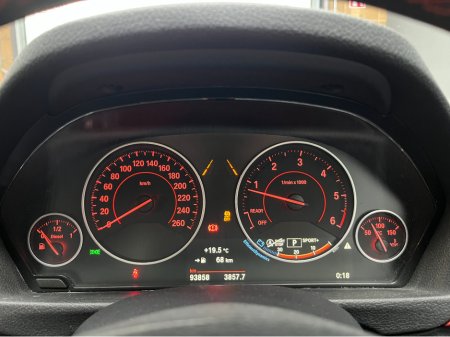 2016 BMW 3 Series - thumbnail 22