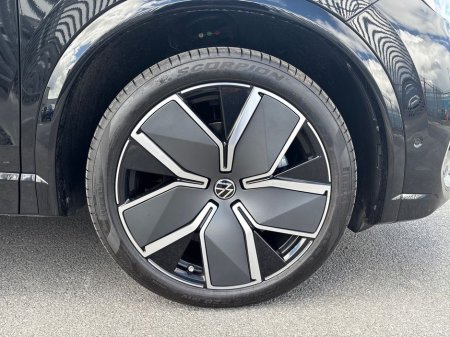 2026 Volkswagen Tiguan - photo 5