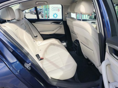 2017 BMW 5 Series - thumbnail 14