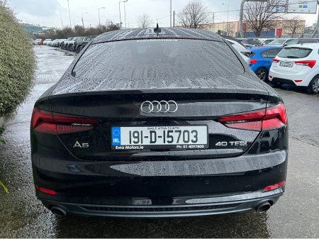 2019 Audi A5 S-LINE SPORTBACK 40 TFSI 190BHP //PANORAMIC GLASS ROOF//SAT NAV//CARPLAY//HEATED SEATS// €27,950 thumbnail