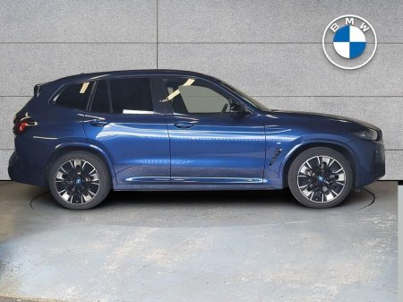 2023 BMW iX3 - view 3