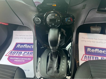 2014 Ford Fiesta - thumbnail 15