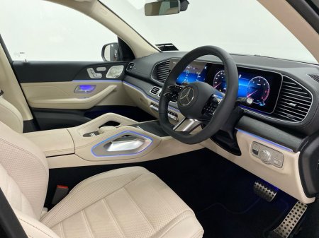 2026 Mercedes-Benz GLS - thumbnail 9