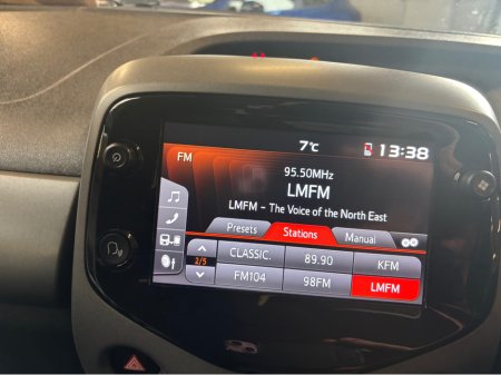 2020 Toyota Aygo 1.0 XPLAY SPHONE 4DR €9,750 thumbnail