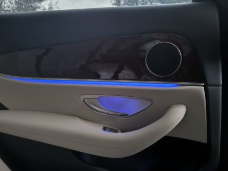 2020 Mercedes-Benz E Class - thumbnail 34