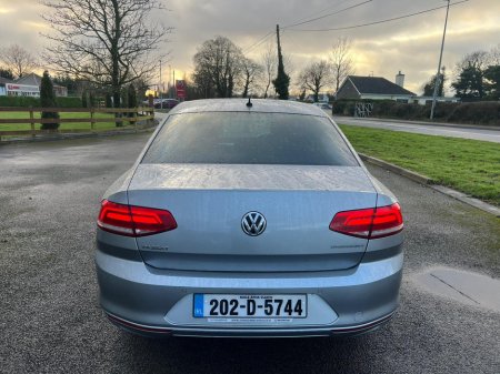 2020 Volkswagen Passat 2.0 TDI 150HP Comfortline DSG €23,750 thumbnail