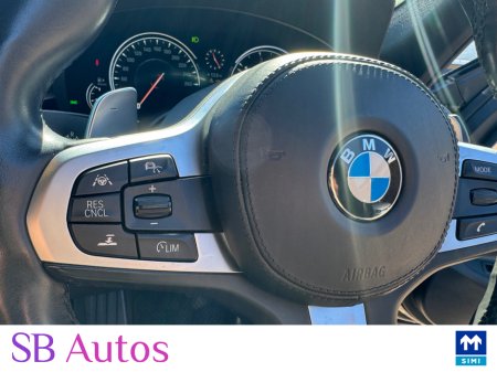 2017 BMW 5 Series - photo 18