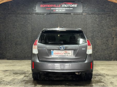 2020 Toyota Prius Alpha 1.8 Hybrid €15,999 thumbnail