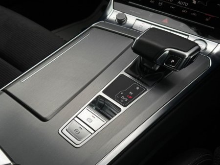 2020 Audi A7 2.0 TDI 40 S line Sportback 5dr Diesel S Tronic Euro 6 (s/s) (204 ps) VIRTUAL COCKPIT + REVERSE CAMERA + HEATED SEATS €31,800 thumbnail