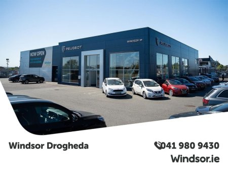 2022 Peugeot 2008 - thumbnail 3