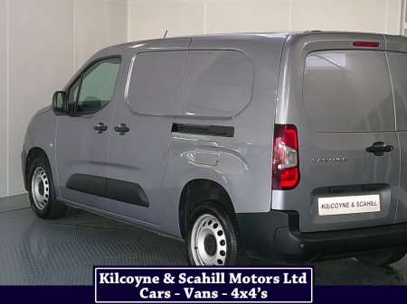 2023 Peugeot Partner - thumbnail 11