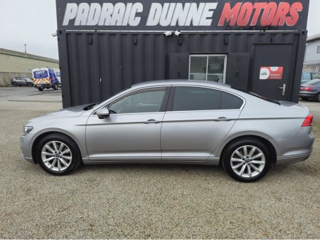 2022 Volkswagen Passat - thumbnail 3