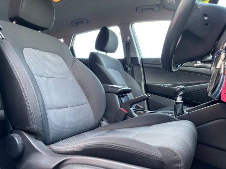 2019 Hyundai Tucson - thumbnail 5