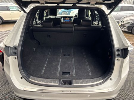 2016 Toyota Harrier Toyota Harrier 2.5 self charging hybrid, fully loaded with spec €24,900 thumbnail