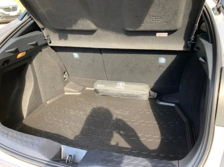 2018 Toyota C-HR - thumbnail 8