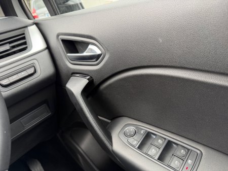 2022 Renault Captur - thumbnail 10