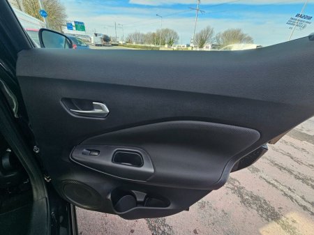 2022 Nissan Juke - thumbnail 27