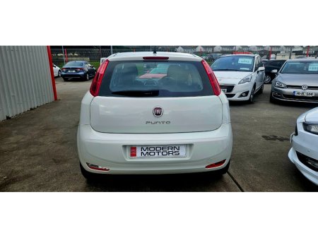 2015 Fiat Punto - thumbnail 9