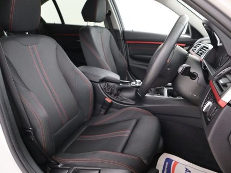 2016 BMW 3 Series - thumbnail 11