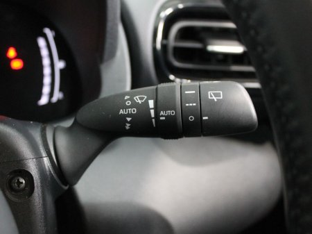 2024 Toyota Yaris - thumbnail 26