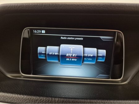 2015 Mercedes-Benz E Class - thumbnail 23